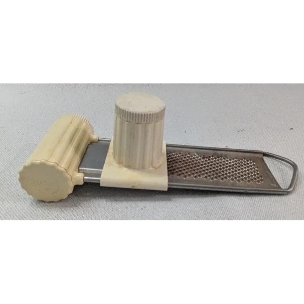 Vintage Rotary Cheese Grater Manual Hand Crank Cream Plastic Stainless Fair